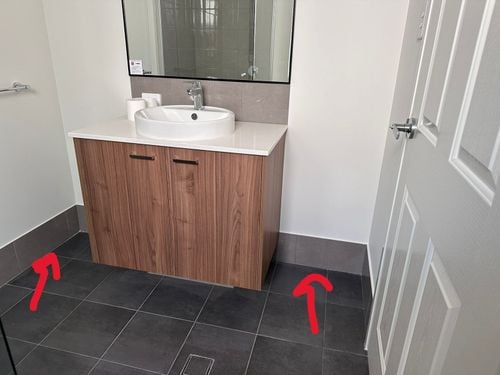 Ensuite-Copy.JPG Ensuite-Copy.JPG