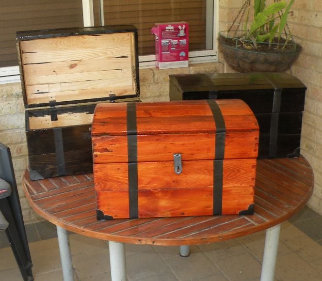 3 chests.JPG 3 chests.JPG