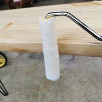 4.2 Applying varnish to edges.jpg 4.2 Applying varnish to edges.jpg