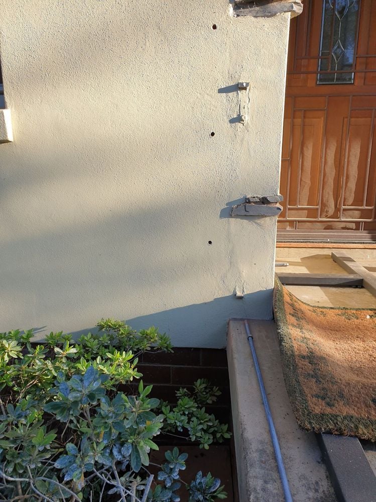 Post Wall.jpg Post Wall.jpg