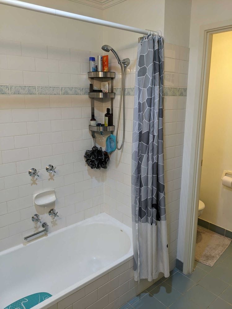 PXL_20210417_050313645.NIGHT.jpg PXL_20210417_050313645.NIGHT.jpg