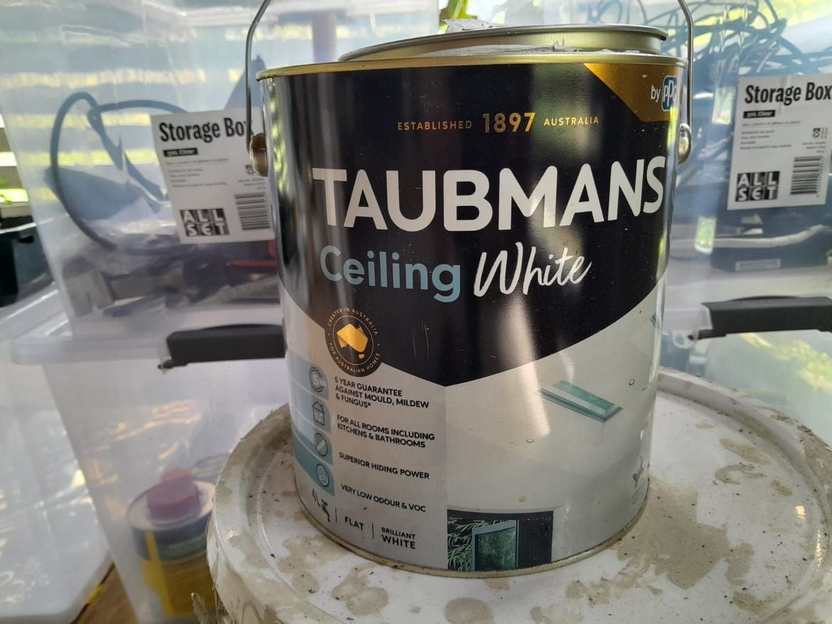 CeilingWhite.jpeg CeilingWhite.jpeg