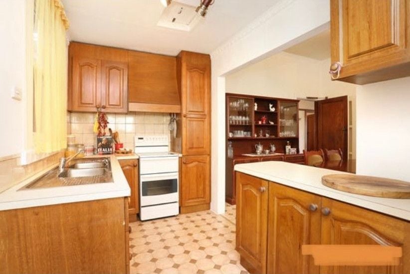 kitchencrop.jpeg kitchencrop.jpeg