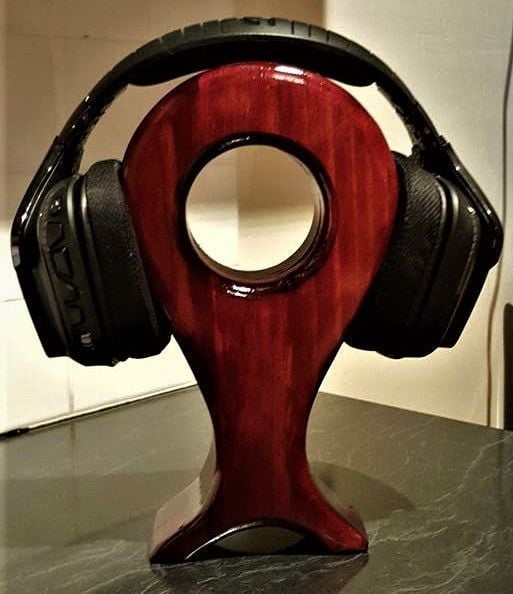 headphone-stand.jpeg headphone-stand.jpeg