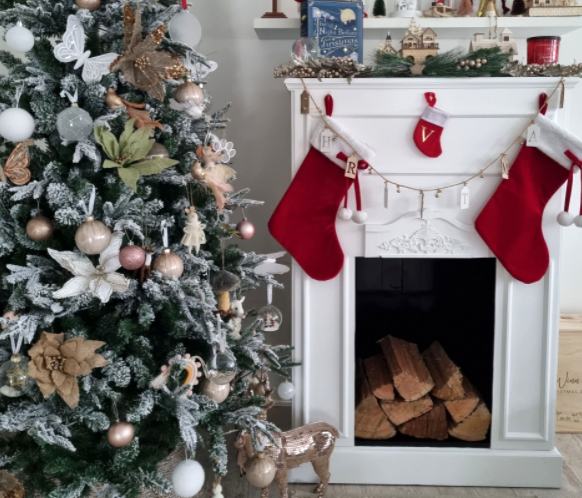 marilynwinn.png marilynwinn.png