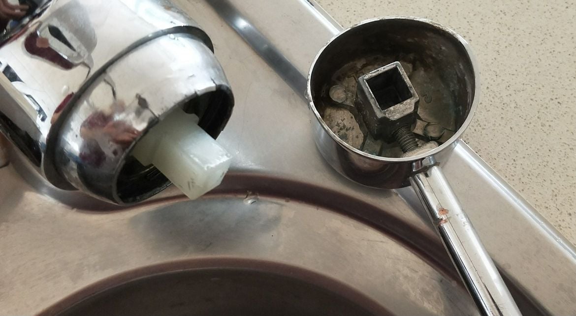 01 Kitchen Tap Mixer - handle pic 1.jpg 01 Kitchen Tap Mixer - handle pic 1.jpg