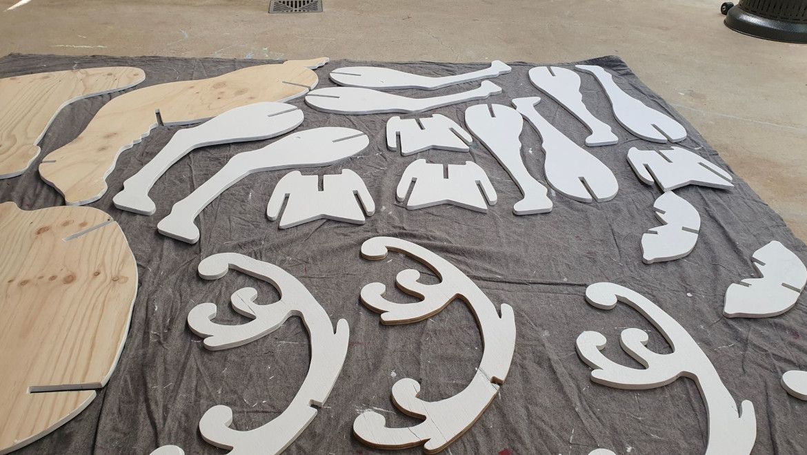 reindeer-pieces-cut-out.jpg reindeer-pieces-cut-out.jpg