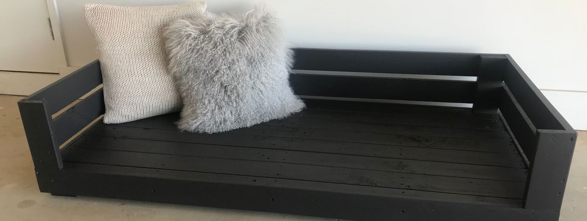 LePallet dog bed.png LePallet dog bed.png