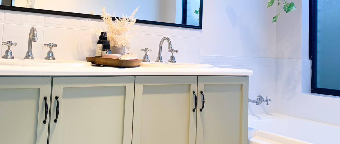 bathroom.png bathroom.png