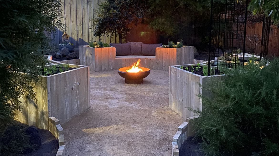 Planters.jpeg Planters.jpeg