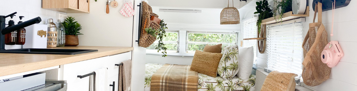 Reno caravans banner.png Reno caravans banner.png