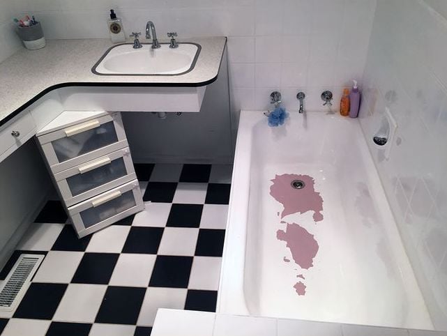 bathroom 2.jpeg bathroom 2.jpeg