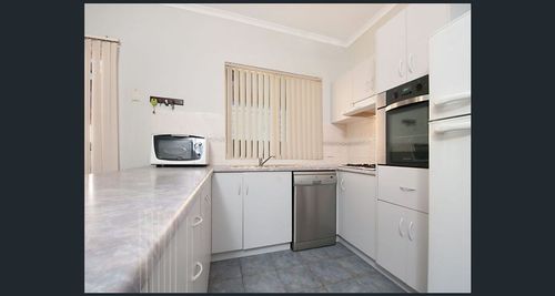 HOUSE KITCHEN 2011.jpg HOUSE KITCHEN 2011.jpg