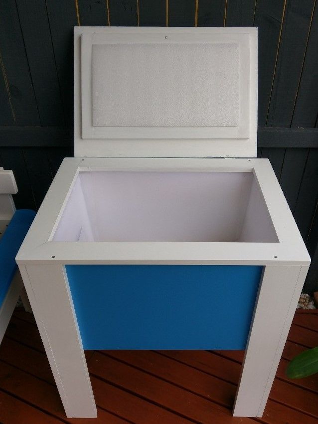 IceBox 02.jpg IceBox 02.jpg