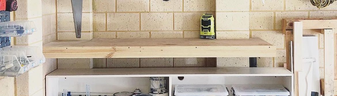 PrettylivingShelves.jpeg PrettylivingShelves.jpeg