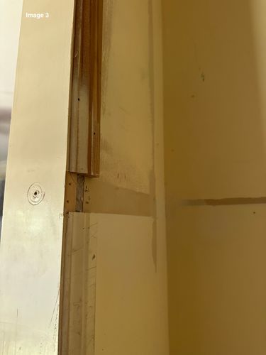 Image 3 - Cupboard .jpg Image 3 - Cupboard .jpg