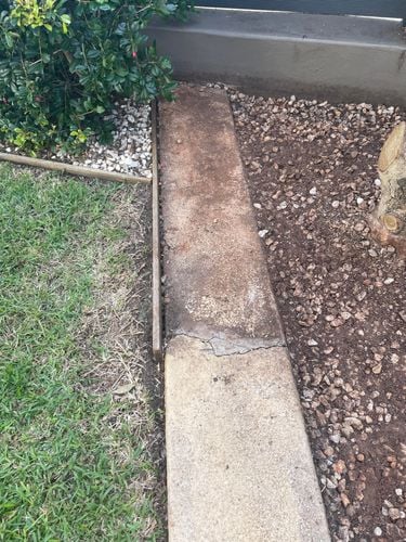 Level concrete.jpg Level concrete.jpg