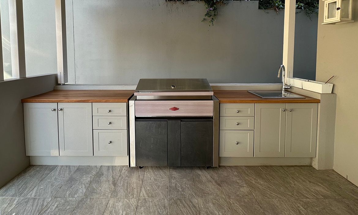 Outdoor_Kitchen.jpeg Outdoor_Kitchen.jpeg