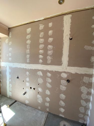 filling villaboard screw holes and joints.jpg filling villaboard screw holes and joints.jpg