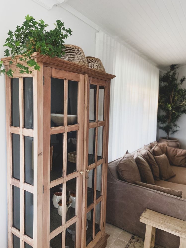 Upcycled farmhouse cabinet.jpeg Upcycled farmhouse cabinet.jpeg