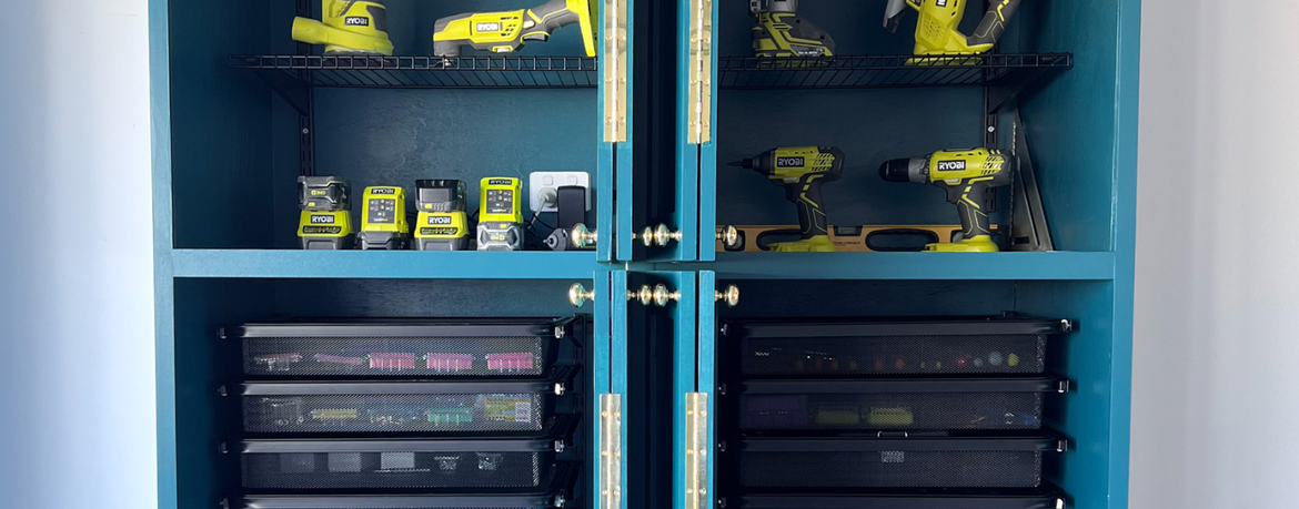 Built-in garage workshop storage with bi-fold doors.PNG Built-in garage workshop storage with bi-fold doors.PNG