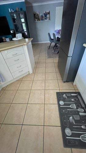 IMG_E1066.JPG IMG_E1066.JPG