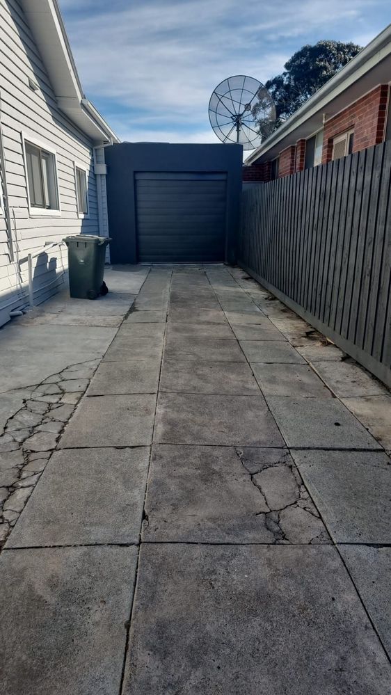 D1 driveway.jpeg D1 driveway.jpeg