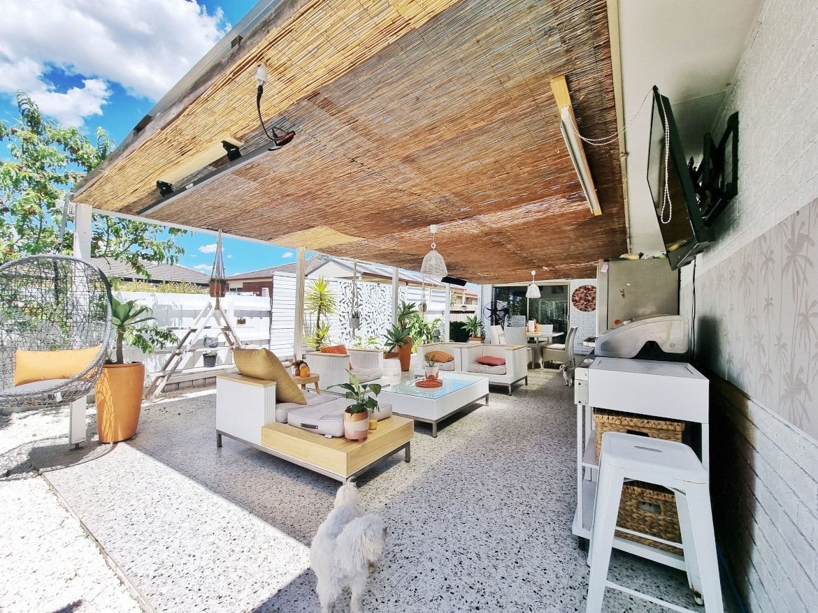 mediterranean-outdoor-area.jpeg mediterranean-outdoor-area.jpeg