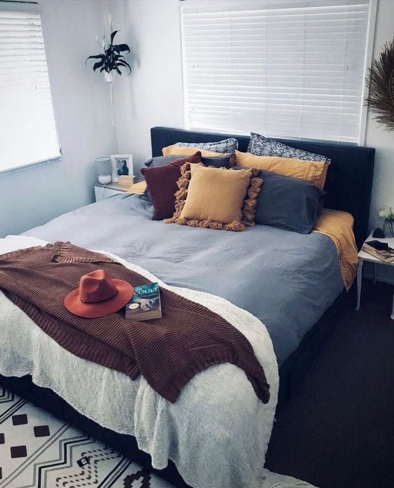 bedoldcrop.jpeg bedoldcrop.jpeg