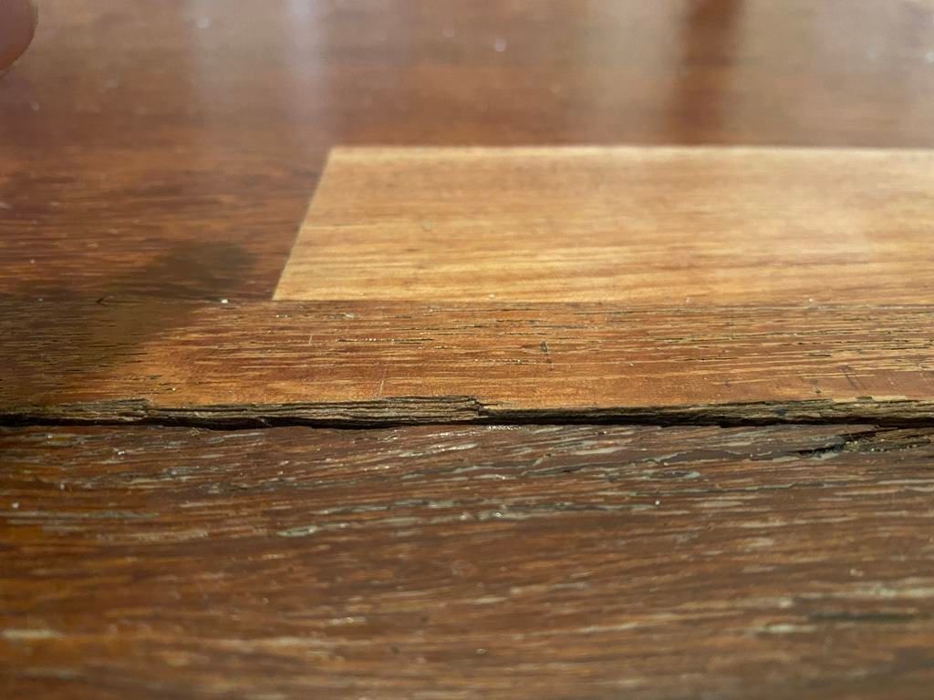 Flooring Problem (4).JPG Flooring Problem (4).JPG