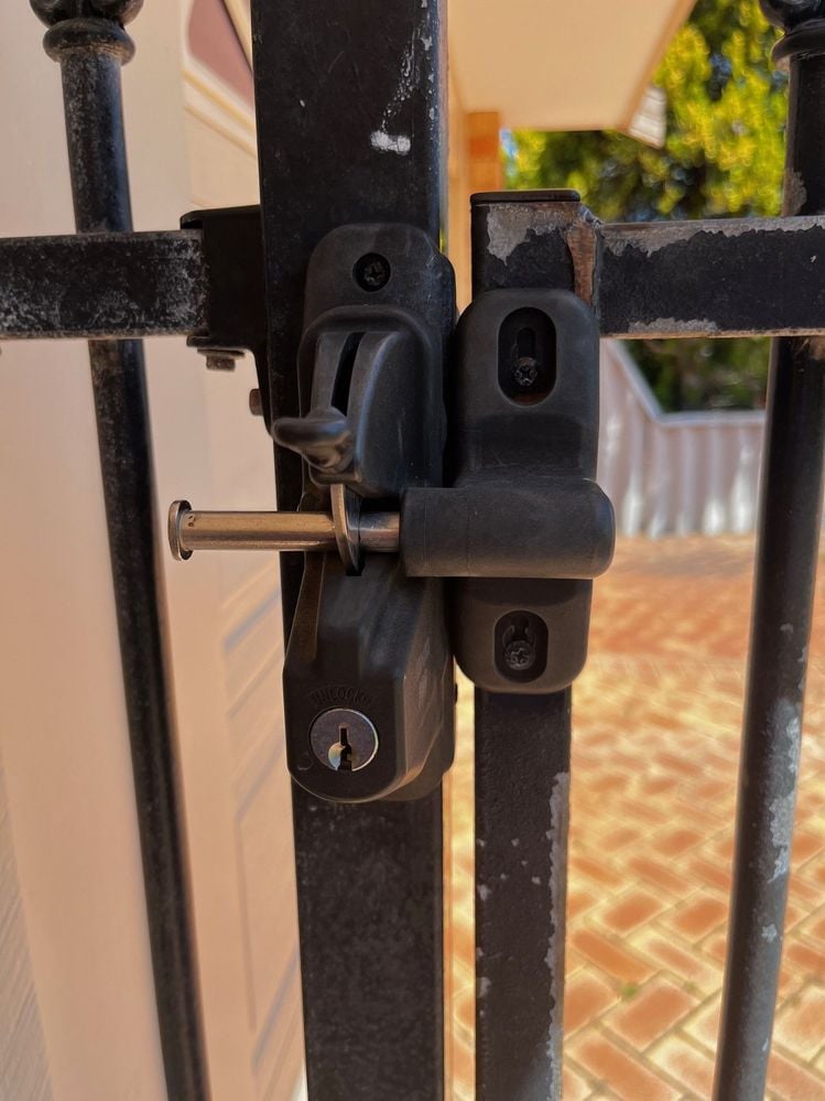 Gate Lock.jpg Gate Lock.jpg