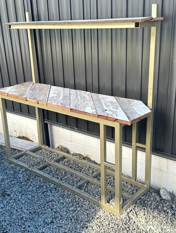 Be_nch.jpg Be_nch.jpg