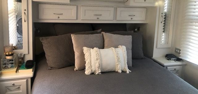 Budget caravan makeover with new flooring and paint.JPG Budget caravan makeover with new flooring and paint.JPG