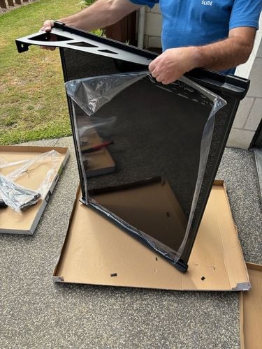 3-fitting side panels.jpeg 3-fitting side panels.jpeg