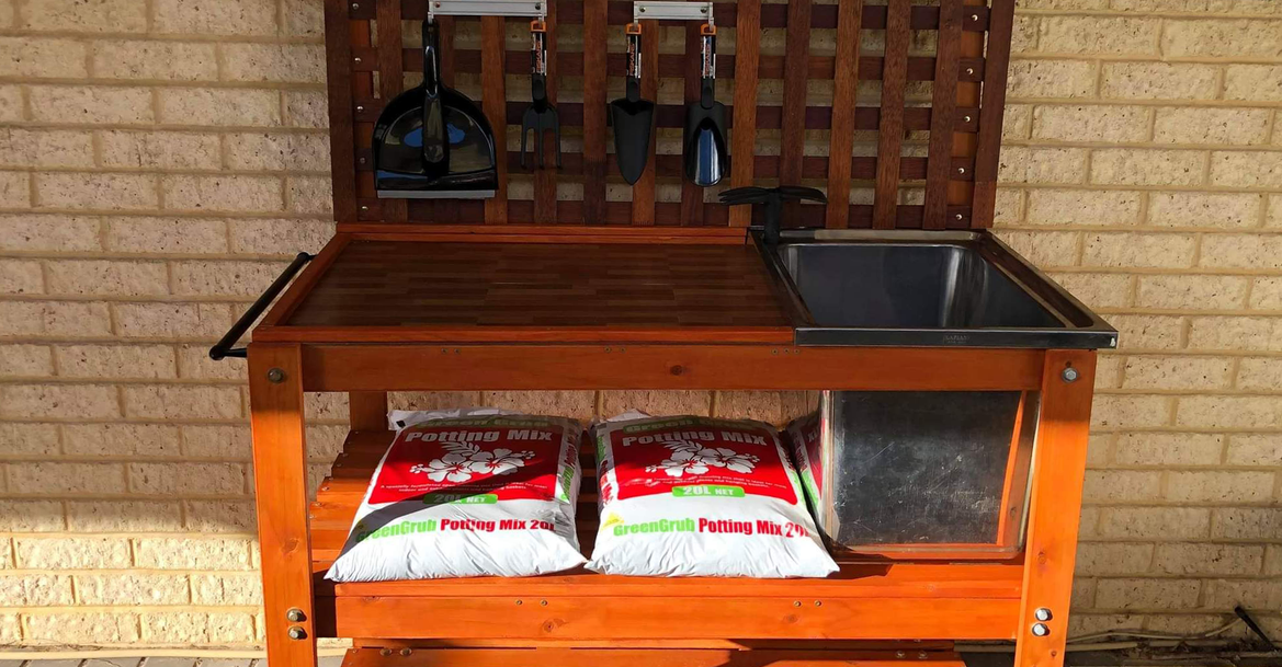 garden tool trolley.png garden tool trolley.png