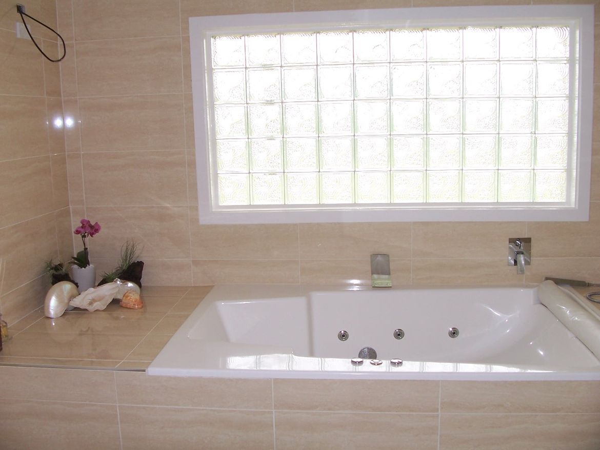 Spa (2).JPG Spa (2).JPG