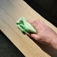 5.2 Wiping dust off top.jpg 5.2 Wiping dust off top.jpg