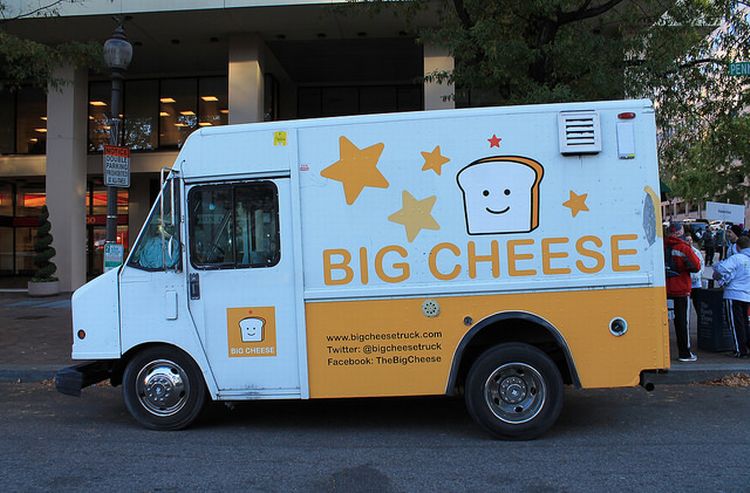 Food_Truck_Pic.jpg Food_Truck_Pic.jpg