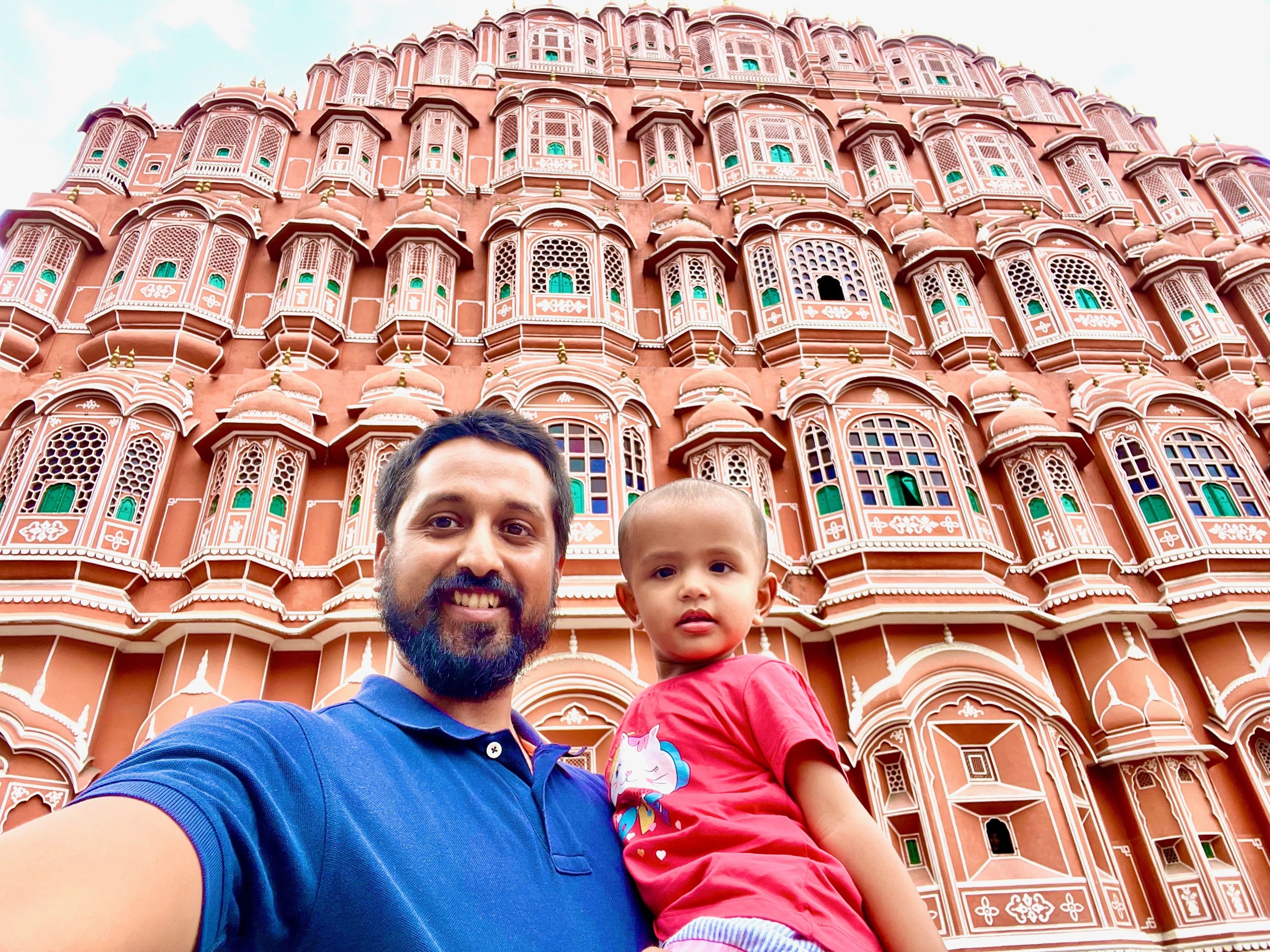 deepanshu with daughter.jpeg deepanshu with daughter.jpeg