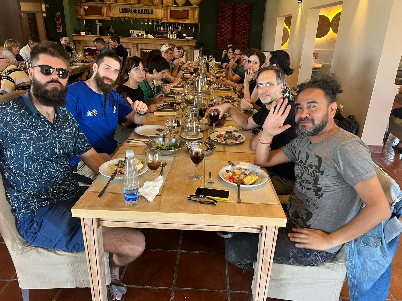 almuerzo.jpeg almuerzo.jpeg