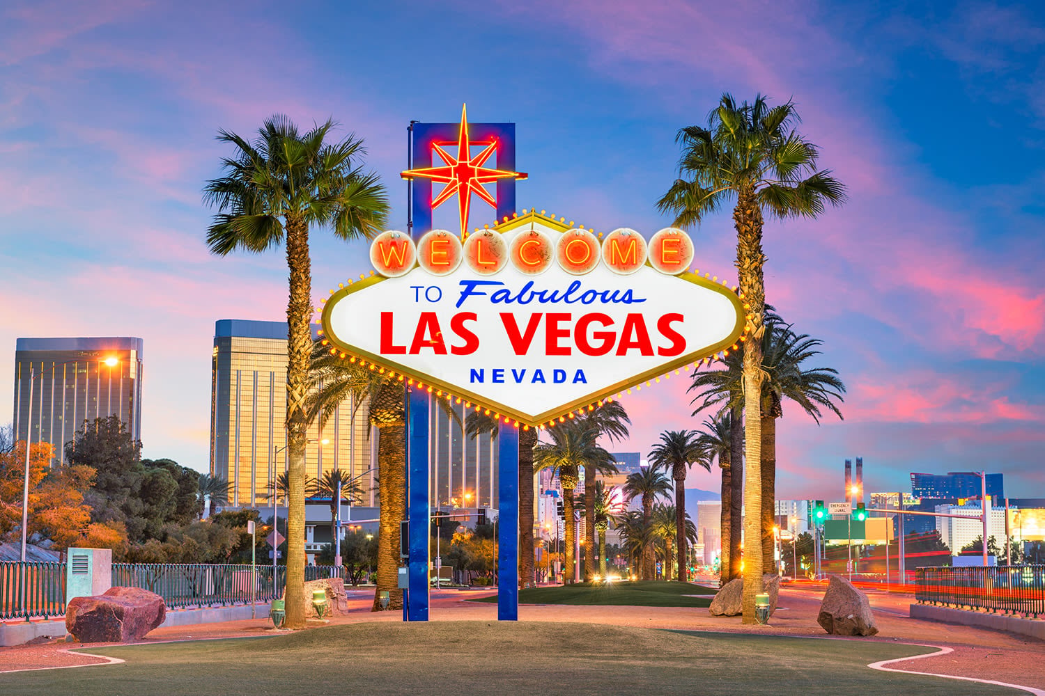 Vegas sign.jpg Vegas sign.jpg