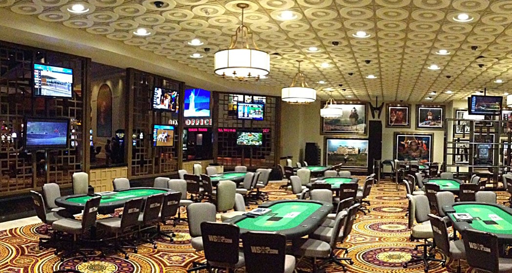 Poker table.jpg Poker table.jpg