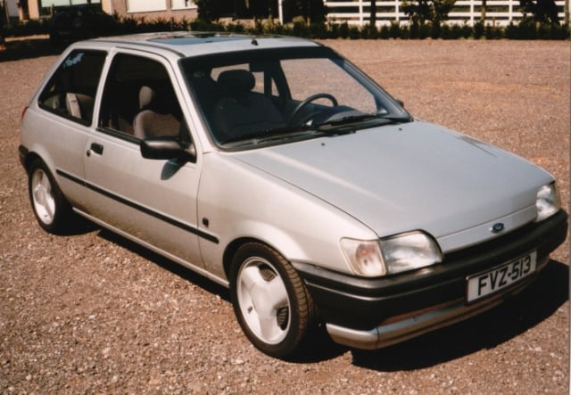 1989fiestacl-01.jpg 1989fiestacl-01.jpg