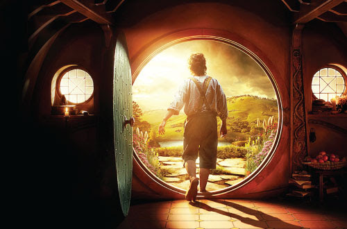 Frodo at the door.jpeg Frodo at the door.jpeg