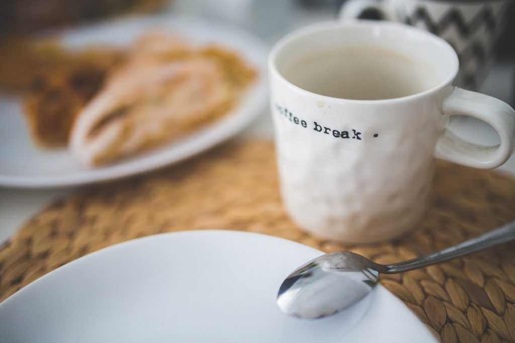 white-mug-with-break-word-6398-1024x682.jpeg white-mug-with-break-word-6398-1024x682.jpeg