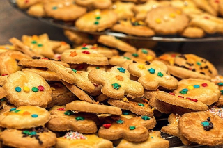 christmas-cookies.jpg christmas-cookies.jpg