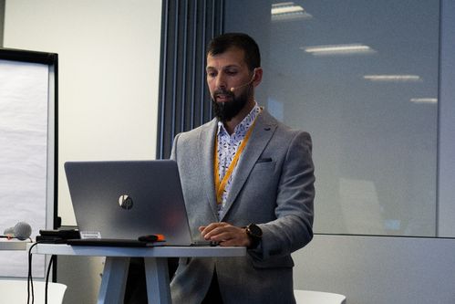 Optional2.jpg Optional2.jpg