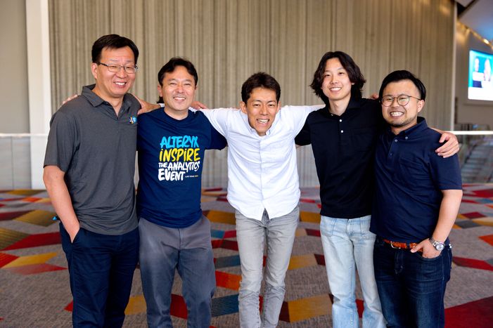 With_My_Colleagues_at_Inspire.jpg With_My_Colleagues_at_Inspire.jpg