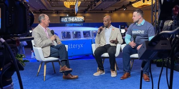 Maveryx Inspire.jpg Maveryx Inspire.jpg