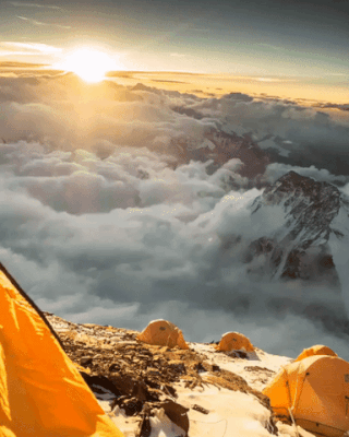 mt everest camp.gif mt everest camp.gif